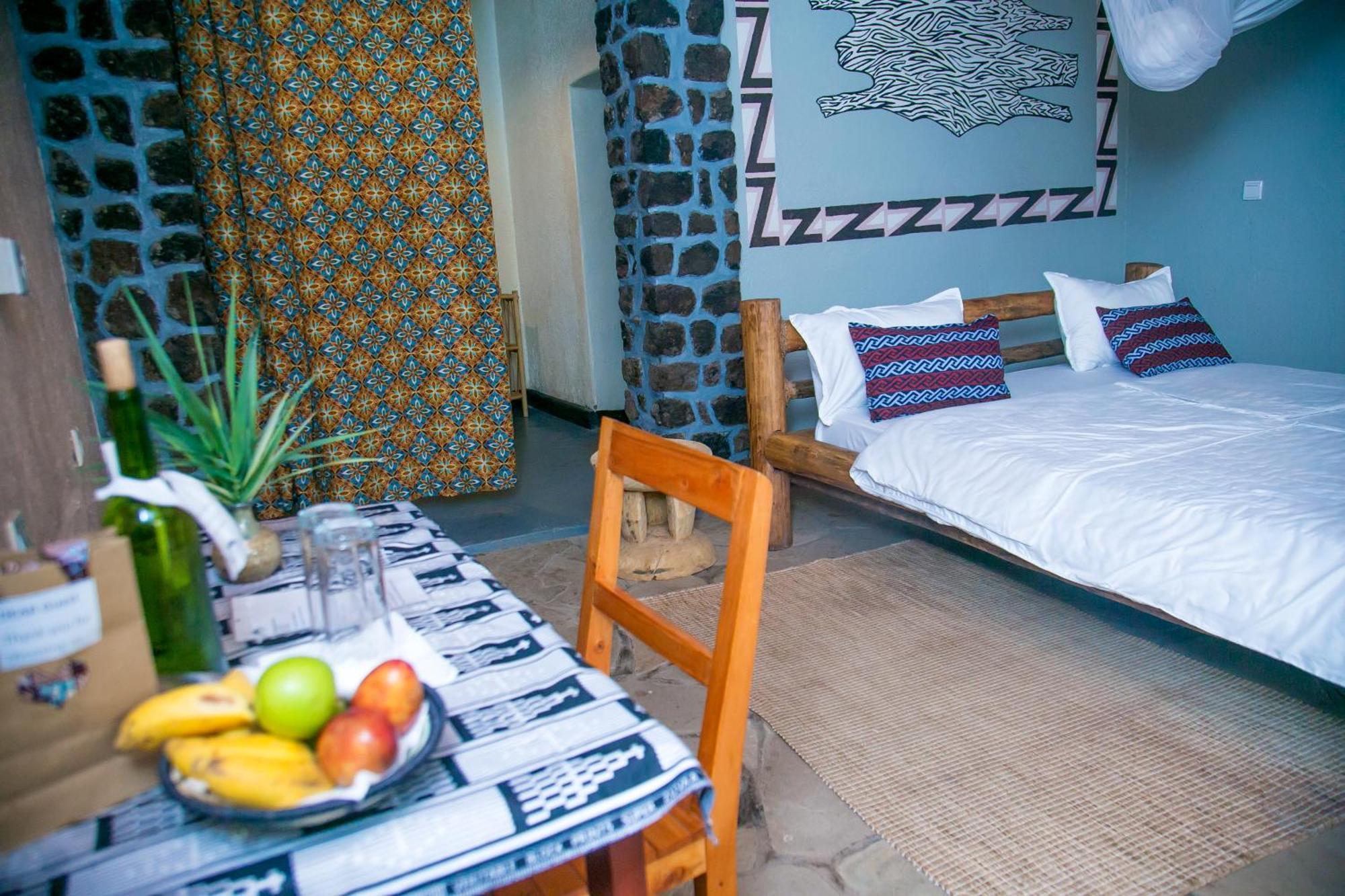 Karisimbi Cave Resort Рухенгері Екстер'єр фото